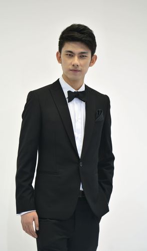 冯雅筑 视觉与舞美负责人